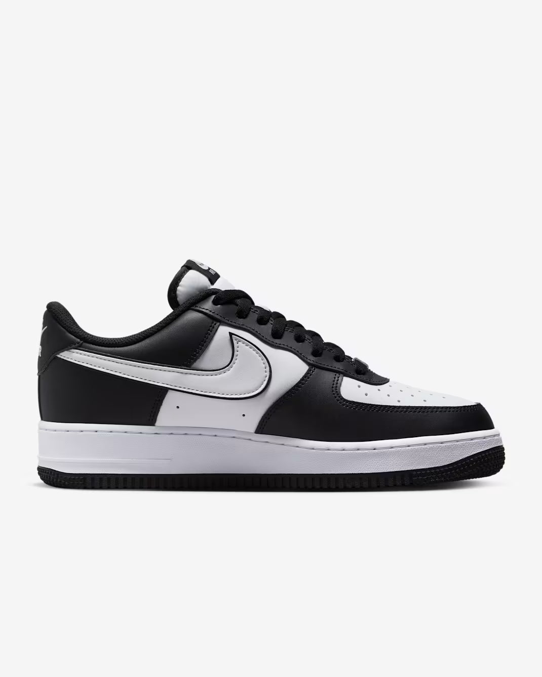 Nike Air Force 1 '07 - Black & White